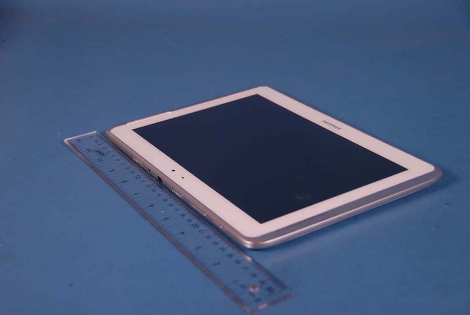 Portable Tablet Computer with Multi-band CDMA/WCDMA/GSM/EDGE/LTE, WLAN and Bluetooth - FCC ID A3LSCHI925 - Samsung Electronics Co Ltd (2)