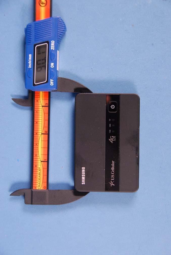 Portable Wireless Router with Multi-band CDMA/LTE and WLAN - FCC ID A3LSCHLC11R - Samsung Electronics Co Ltd (1)