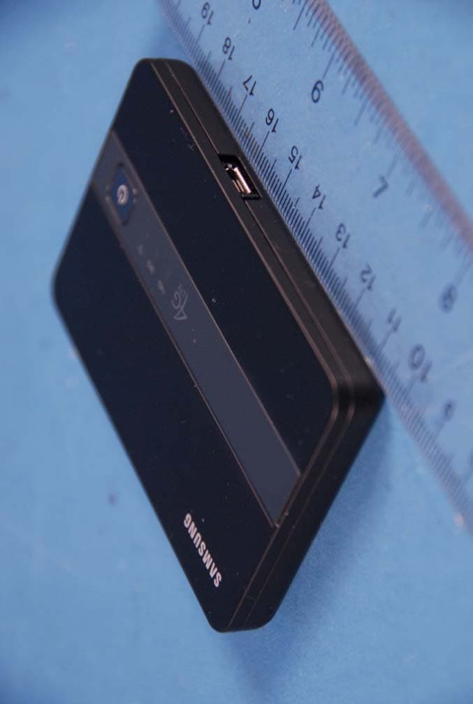 Portable Wireless Router with Multi-band CDMA/LTE and WLAN - FCC ID A3LSCHLC11R - Samsung Electronics Co Ltd (3)