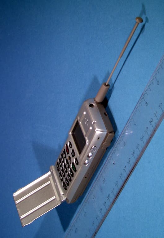 Single-Mode Cellular Phone (CDMA) - FCC ID A3LSCHM105 - Samsung Electronics Co Ltd (4)