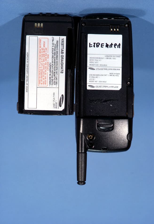 Tri-Mode Dual-Band Analog/PCS Phone (AMPS/CDMA) - FCC ID A3LSCHN370 - Samsung Electronics Co Ltd (2)