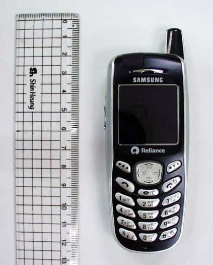 Dual-Mode Cellular Phone (AMPS/CDMA) - FCC ID A3LSCHN393 - Samsung Electronics Co Ltd (1)
