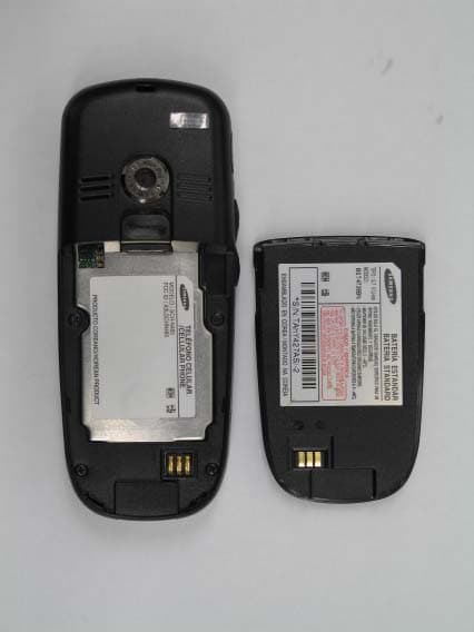 Dual-Band CDMA Phone - FCC ID A3LSCHN485 - Samsung Electronics Co Ltd (2)