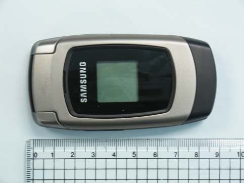 Tri-Mode Dual-Band Analog/PCS Phone (AMPS/CDMA) - FCC ID A3LSCHR210 - Samsung Electronics Co Ltd (2)