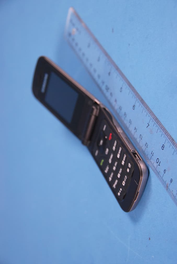 Cellular/PCS/AWS CDMA Phone with Bluetooth - FCC ID A3LSCHR261 - Samsung Electronics Co Ltd (2)