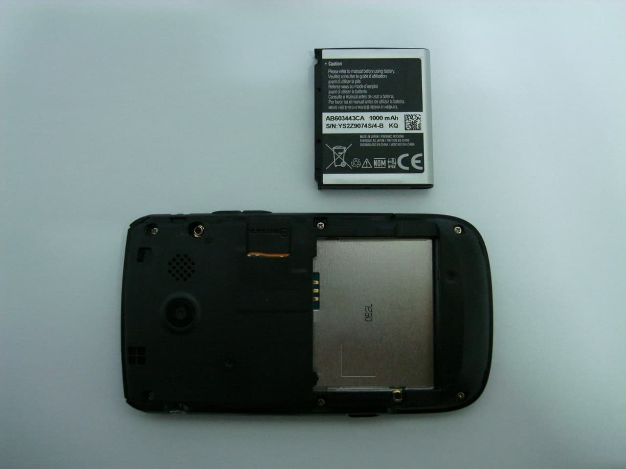 Cellular/PCS CDMA Phone with Bluetooth - FCC ID A3LSCHR375C - Samsung Electronics Co Ltd (4)