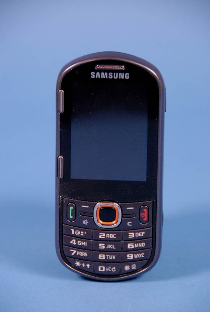 Cellular/AWS/PCS CDMA Phone with Bluetooth - FCC ID A3LSCHR570 - Samsung Electronics Co Ltd (2)