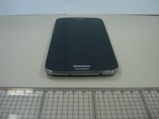 Portable Handset with Multi-band CDMA/LTE, WLAN, Bluetooth and RFID - FCC ID A3LSCHR960 - Samsung Electronics Co Ltd (5)