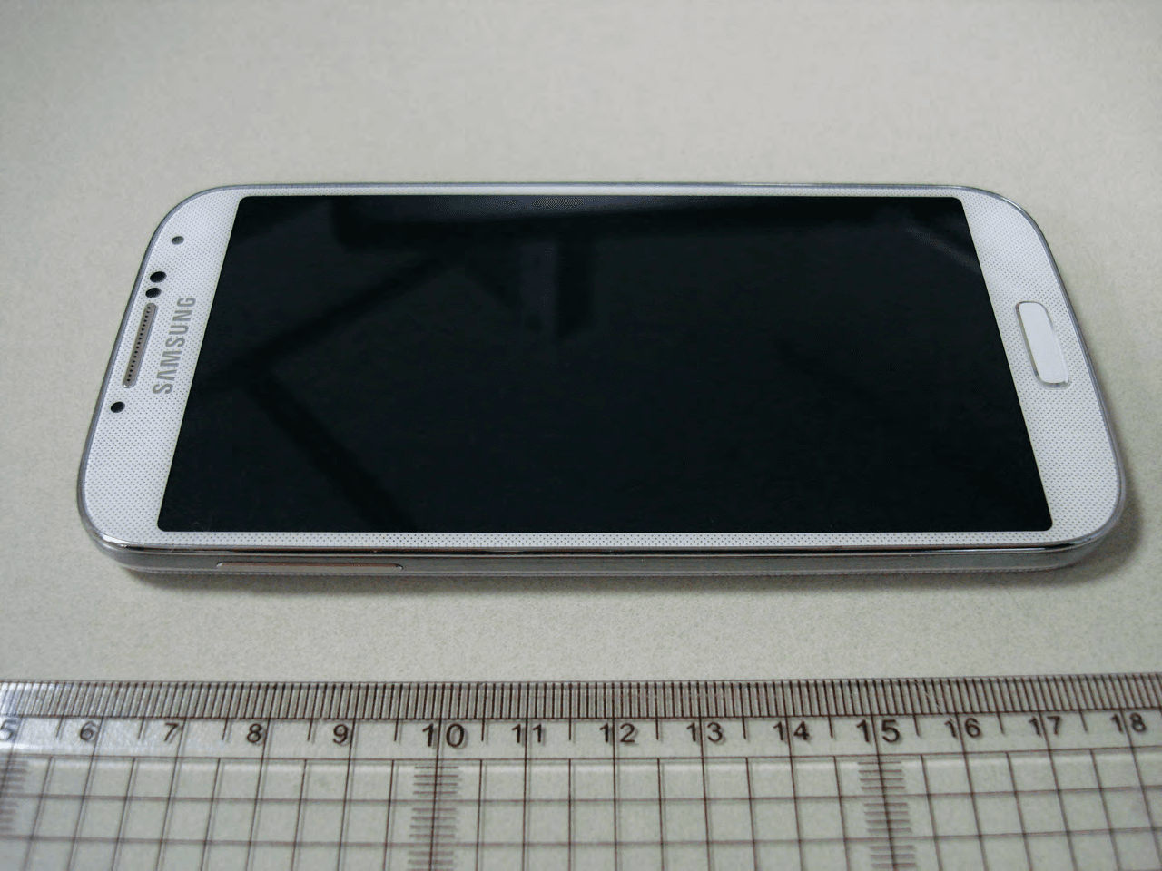Multi-Band CDMA/ LTE Phone with WLAN, Bluetooth and RFID - FCC ID A3LSCHR970 - Samsung Electronics Co Ltd (1)