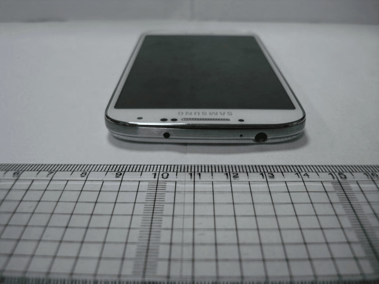 Multi-Band CDMA/ LTE Phone with WLAN, Bluetooth and RFID - FCC ID A3LSCHR970 - Samsung Electronics Co Ltd (5)