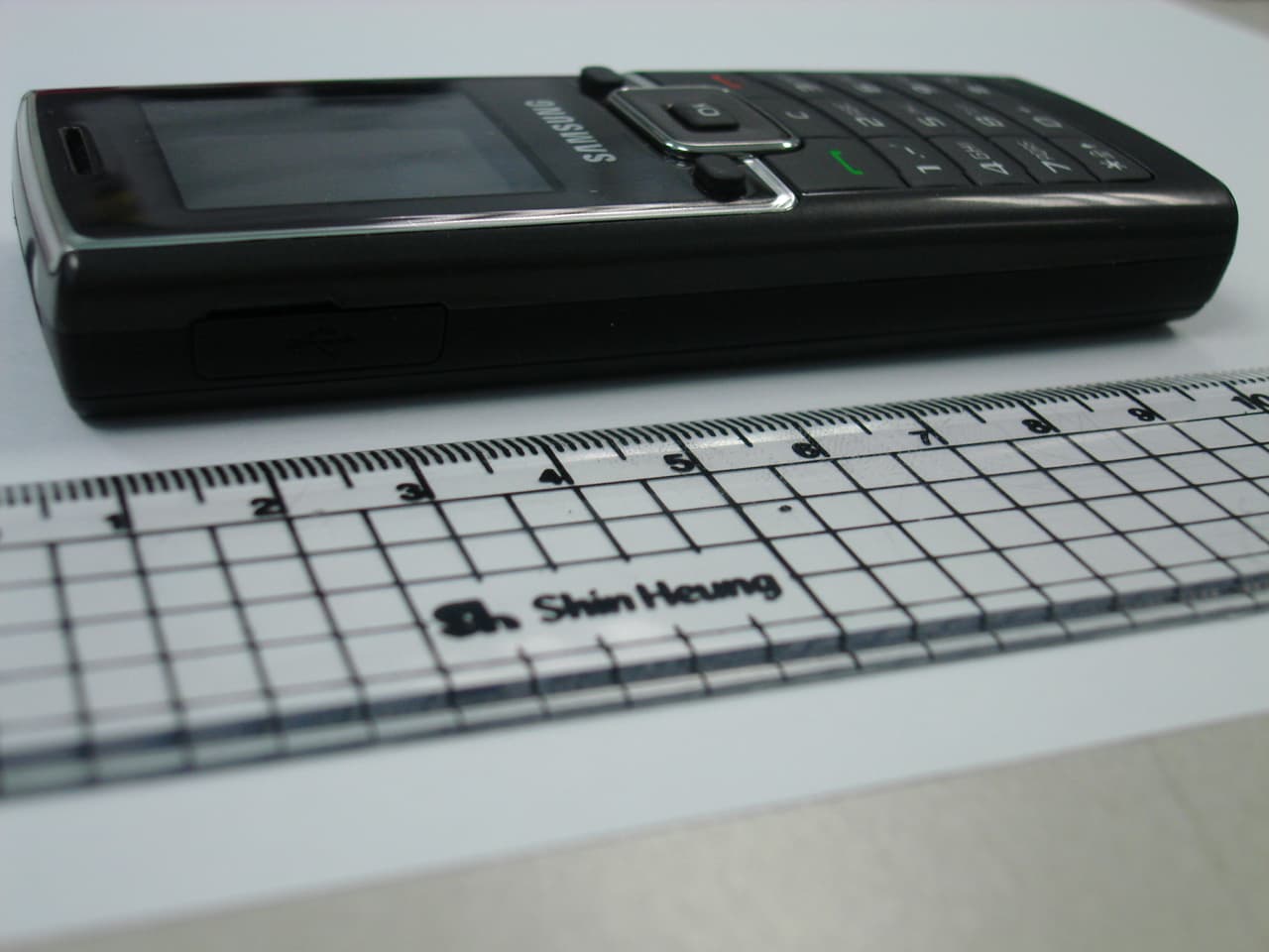 Cellular CDMA Phone - FCC ID A3LSCHS279 - Samsung Electronics Co Ltd (2)