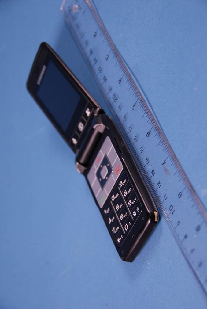Cellular/PCS CDMA Phone - FCC ID A3LSCHU320 - Samsung Electronics Co Ltd (1)