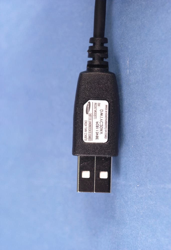 Dual-Band CDMA Phone with Bluetooth - FCC ID A3LSCHU620 - Samsung Electronics Co Ltd (1)