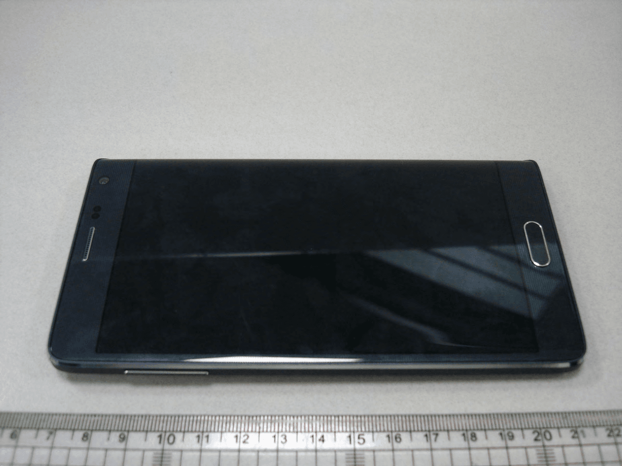 Multi-Band GSM/ EDGE/ WCDMA/ LTE Phone with WLAN, Bluetooth, RFID and ANT+ - FCC ID A3LSCL24 - Samsung Electronics Co Ltd (2)