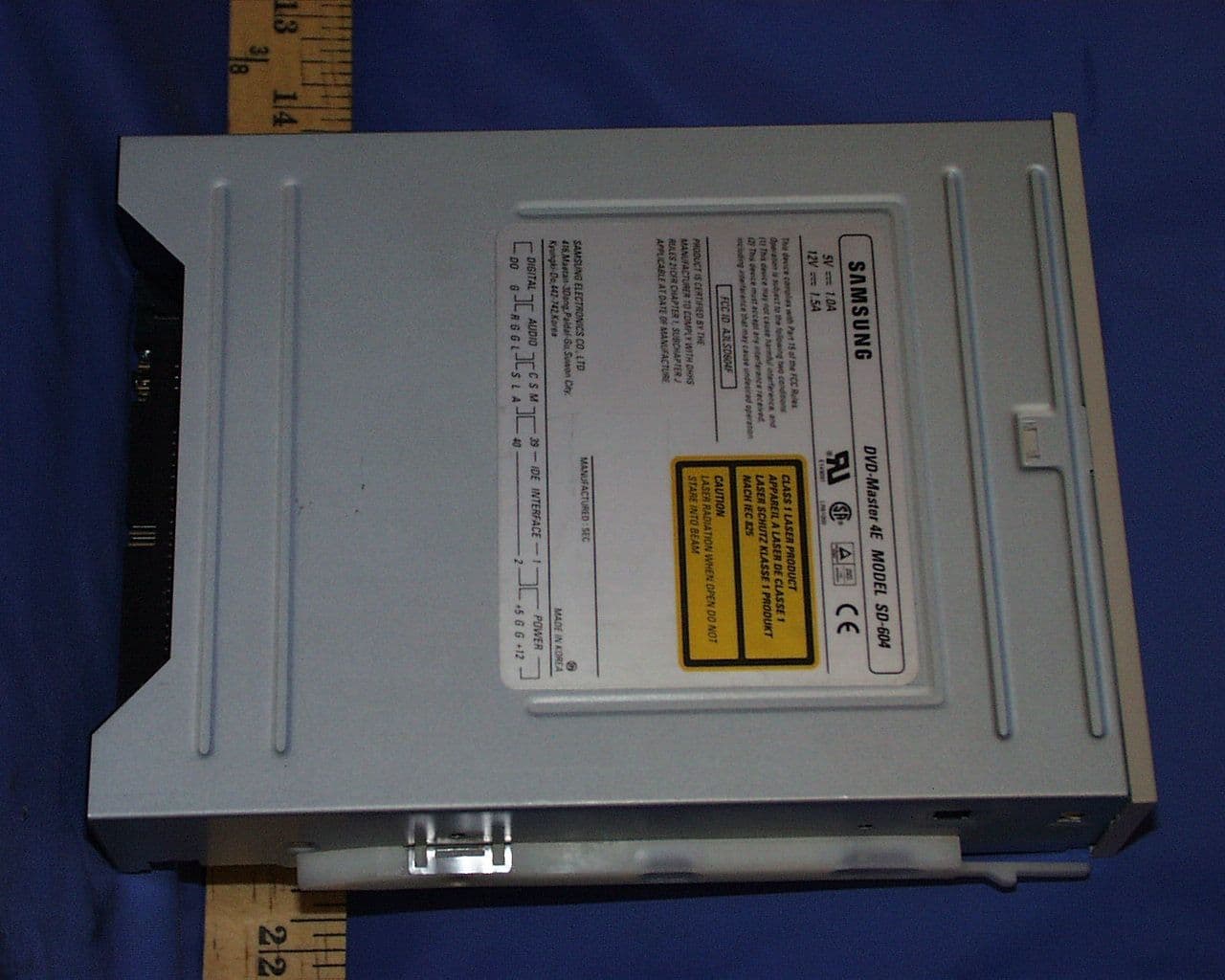 DVD ROM DRIVE - FCC ID A3LSD604F - Samsung Electronics Co Ltd