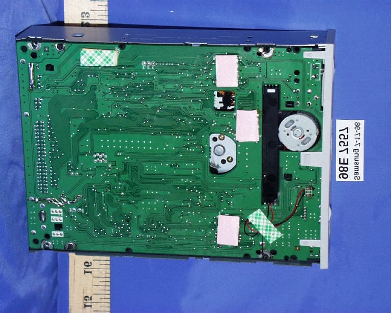 DVD ROM DRIVE - FCC ID A3LSDR430 - Samsung Electronics Co Ltd (4)