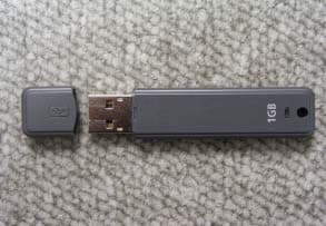 USB Flash Drive - FCC ID A3LSECSMPA - Samsung Electronics Co Ltd (1)