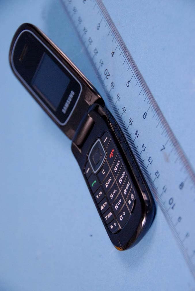 Cellular/PCS GSM Phone - FCC ID A3LSGHA107 - Samsung Electronics Co Ltd (1)