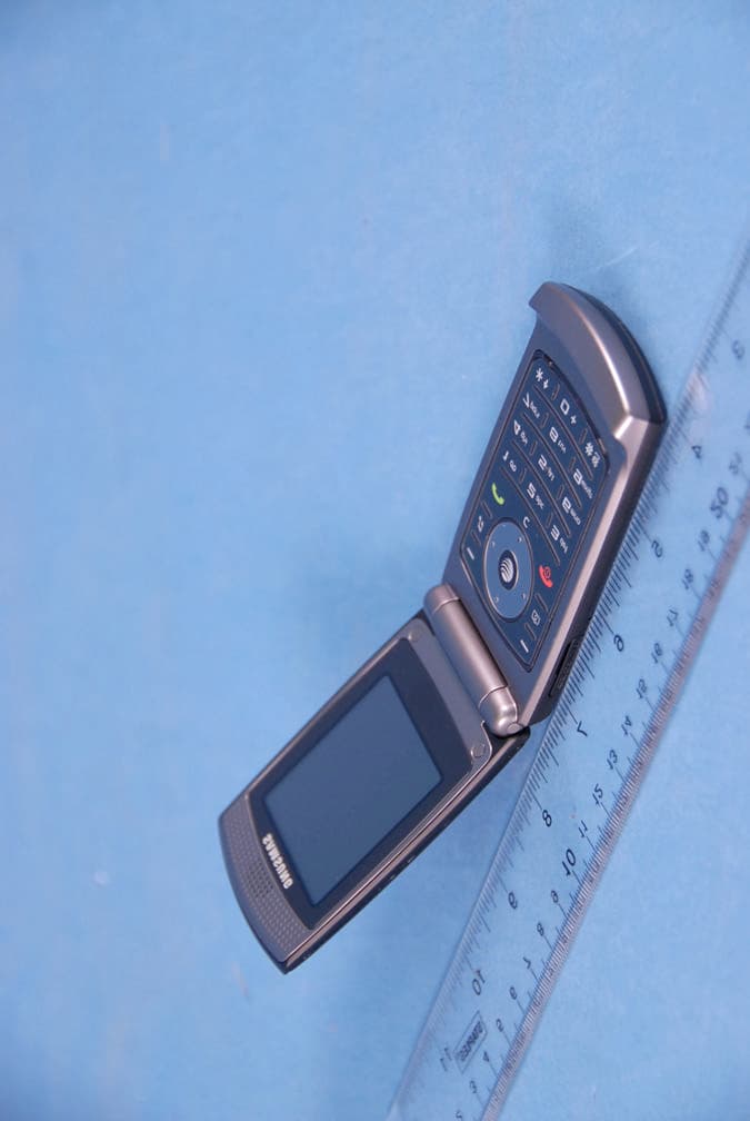 Cellular/PCS GSM/EDGE Phone with Bluetooth - FCC ID A3LSGHA517 - Samsung Electronics Co Ltd (2)