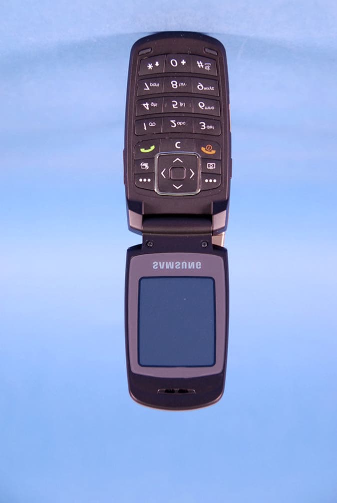 Dual-Band Dual-Mode GSM/EDGE/WCDMA Phone w/ BT - FCC ID A3LSGHA617 - Samsung Electronics Co Ltd (3)