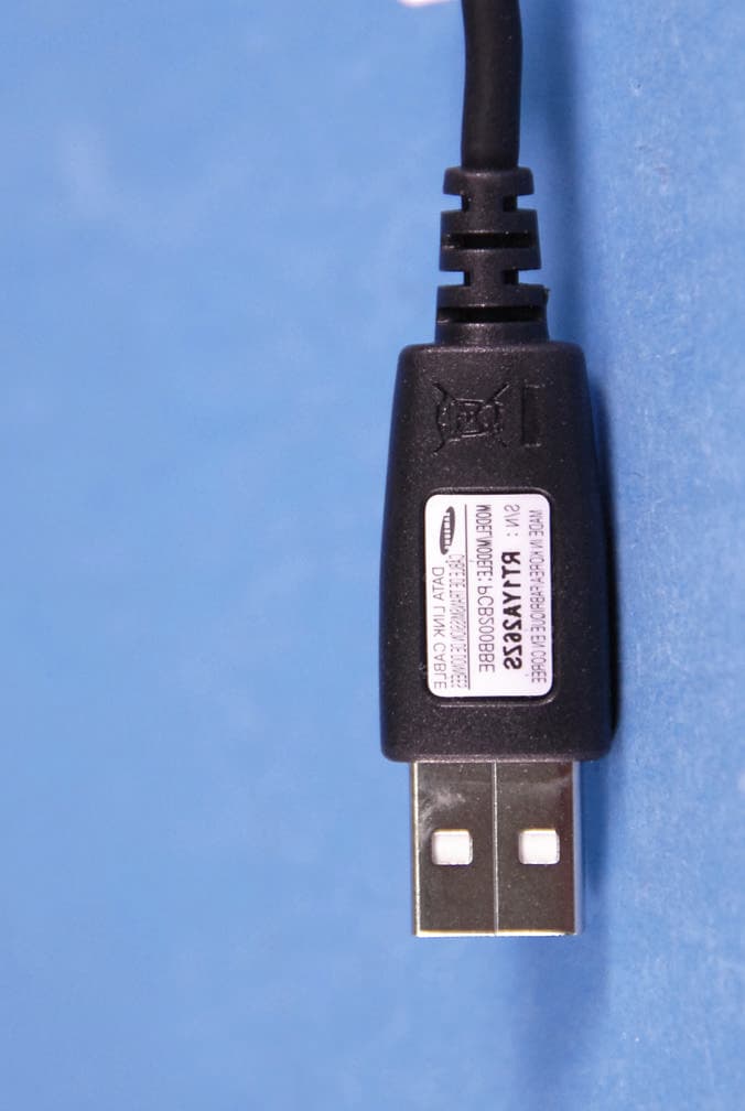 Dual-Band Dual-Mode GSM/ EDGE/ WCDMA Phone with BT - FCC ID A3LSGHA706 - Samsung Electronics Co Ltd (1)