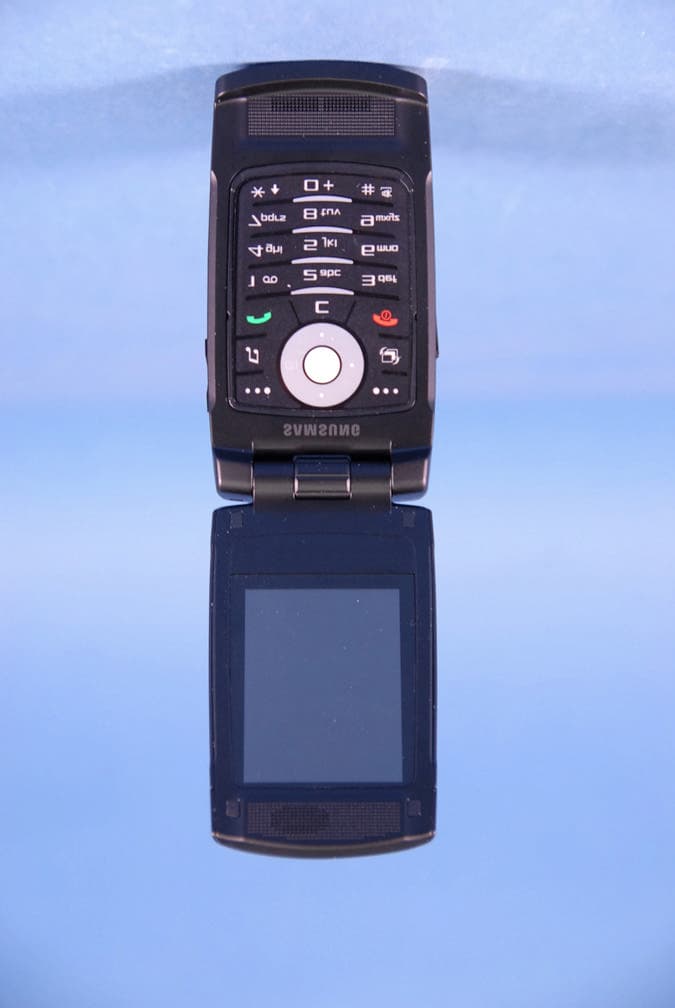 Cellular/PCS GSM/ EDGE/ WCDMA Phone with Bluetooth - FCC ID A3LSGHA717 - Samsung Electronics Co Ltd (2)
