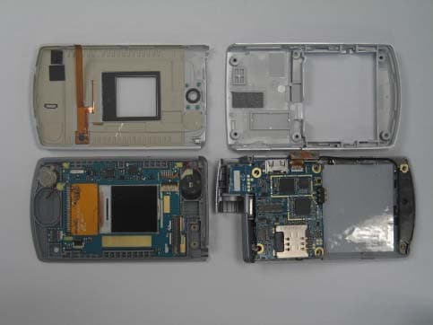 Cellular WCDMA/ PCS GSM/ EDGE Phone with Bluetooth - FCC ID A3LSGHA821 - Samsung Electronics Co Ltd (1)