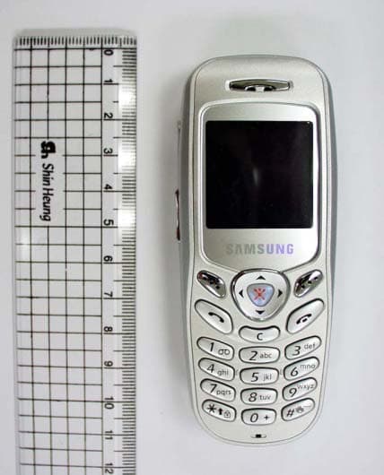 Dual-Band GSM Phone - FCC ID A3LSGHC207 - Samsung Electronics Co Ltd (1)
