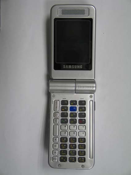 Single-Band PCS GSM/ EDGE Phone with Bluetooth - FCC ID A3LSGHD300 - Samsung Electronics Co Ltd (1)
