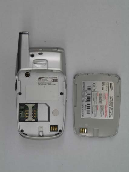 Dual-Band GSM/ EDGE Phone w/ Bluetooth Transmitter - FCC ID A3LSGHD357 - Samsung Electronics Co Ltd (2)