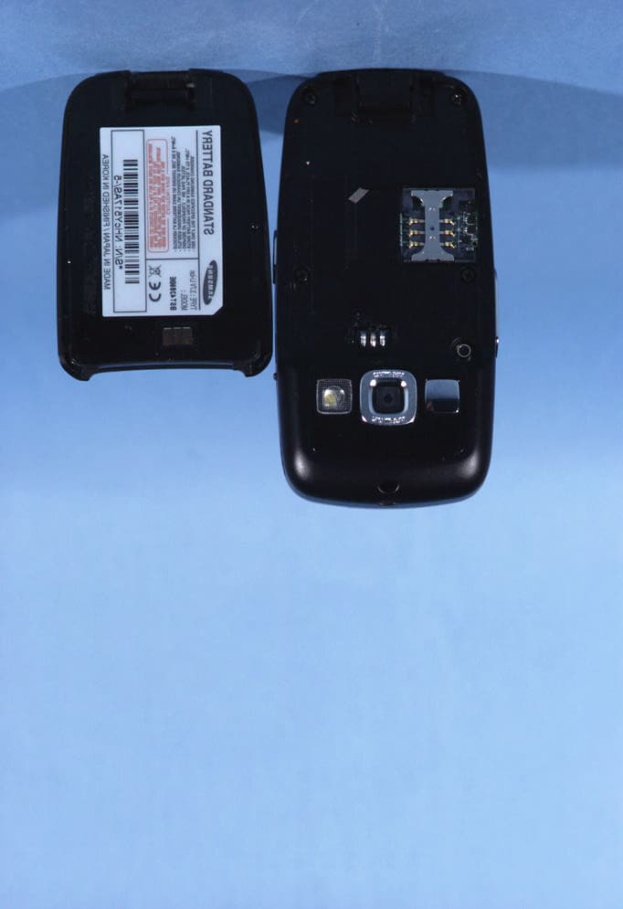 Dual-Band GSM Phone w/ BlueTooth - FCC ID A3LSGHD600 - Samsung Electronics Co Ltd (4)