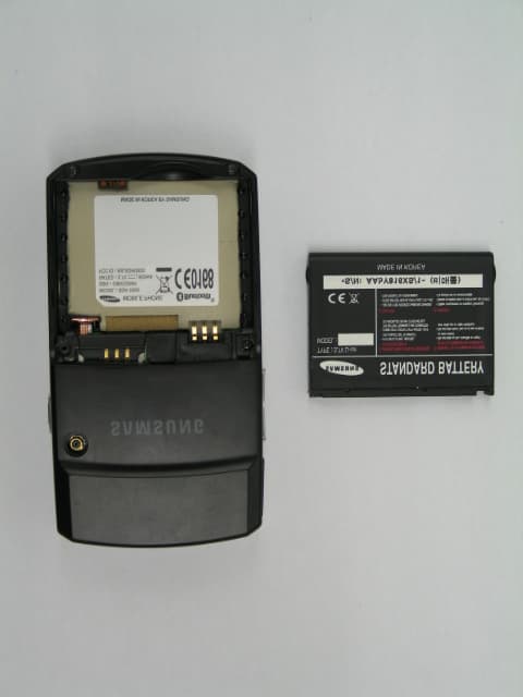 Single-Band PCS GSM/ EDGE Phone with Bluetooth - FCC ID A3LSGHD800 - Samsung Electronics Co Ltd (3)