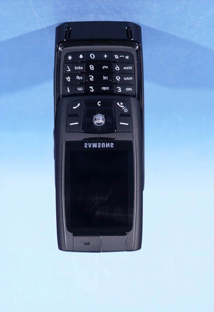 Dual-Band GSM/ EDGE Phone with Bluetooth - FCC ID A3LSGHD820 - Samsung Electronics Co Ltd (5)
