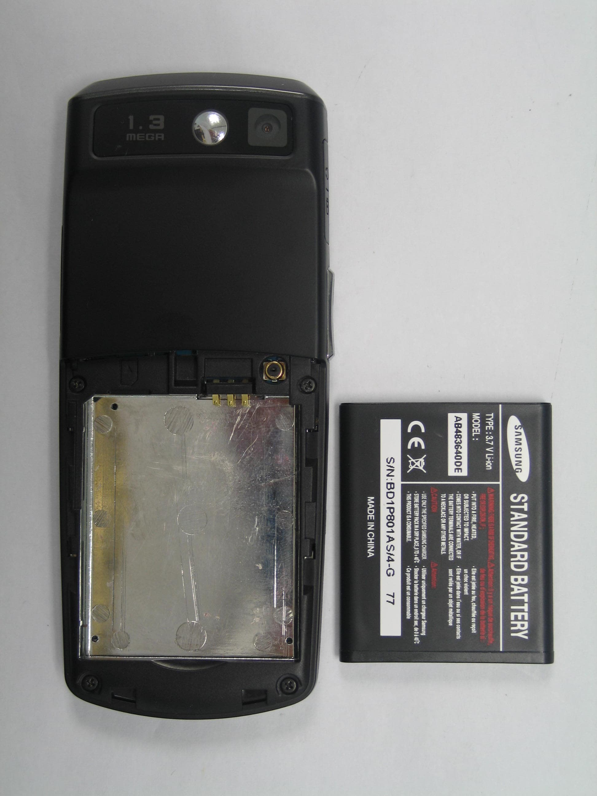 PCS GSM/ EDGE Phone with Bluetooth - FCC ID A3LSGHE200B - Samsung Electronics Co Ltd (1)