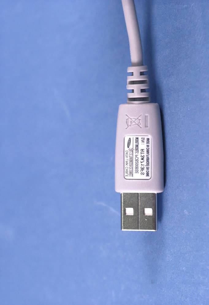 Single-Band PCS GSM/ EDGE Phone with Bluetooth - FCC ID A3LSGHE250 - Samsung Electronics Co Ltd (2)