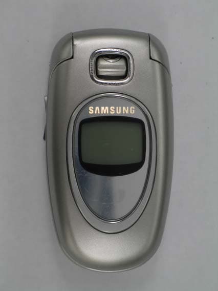 PCS GSM/ EDGE Phone w/ Integral Bluetooth - FCC ID A3LSGHE340E - Samsung Electronics Co Ltd (4)
