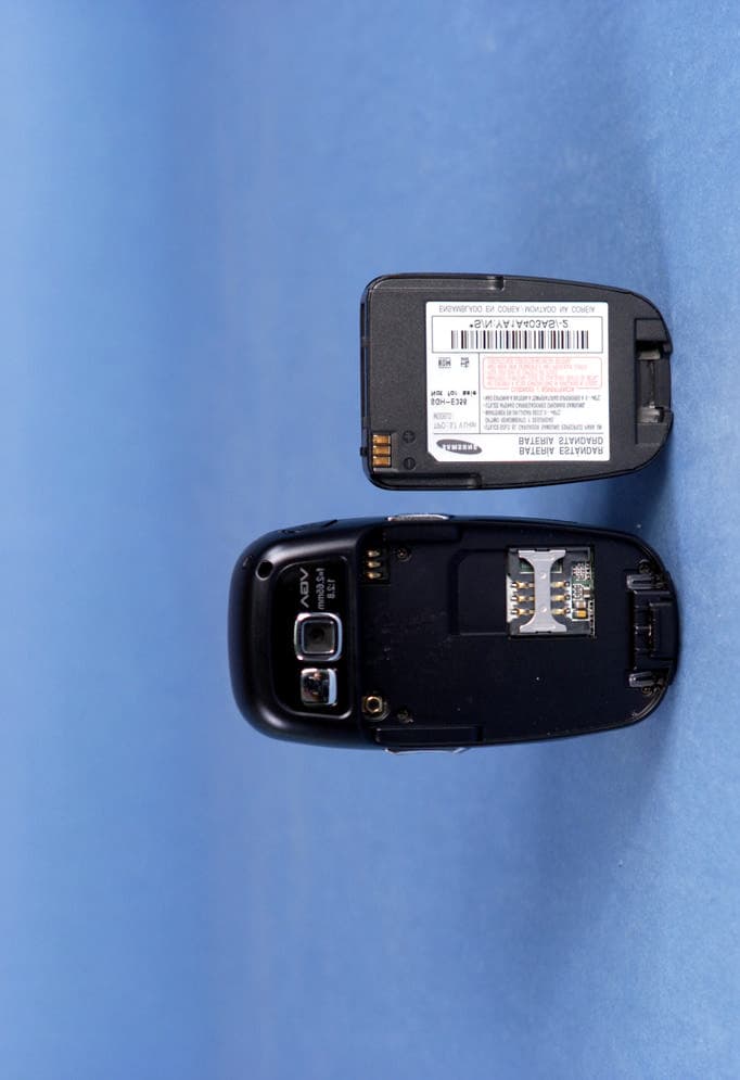 Dual-Band GSM Phone - FCC ID A3LSGHE356 - Samsung Electronics Co Ltd (1)