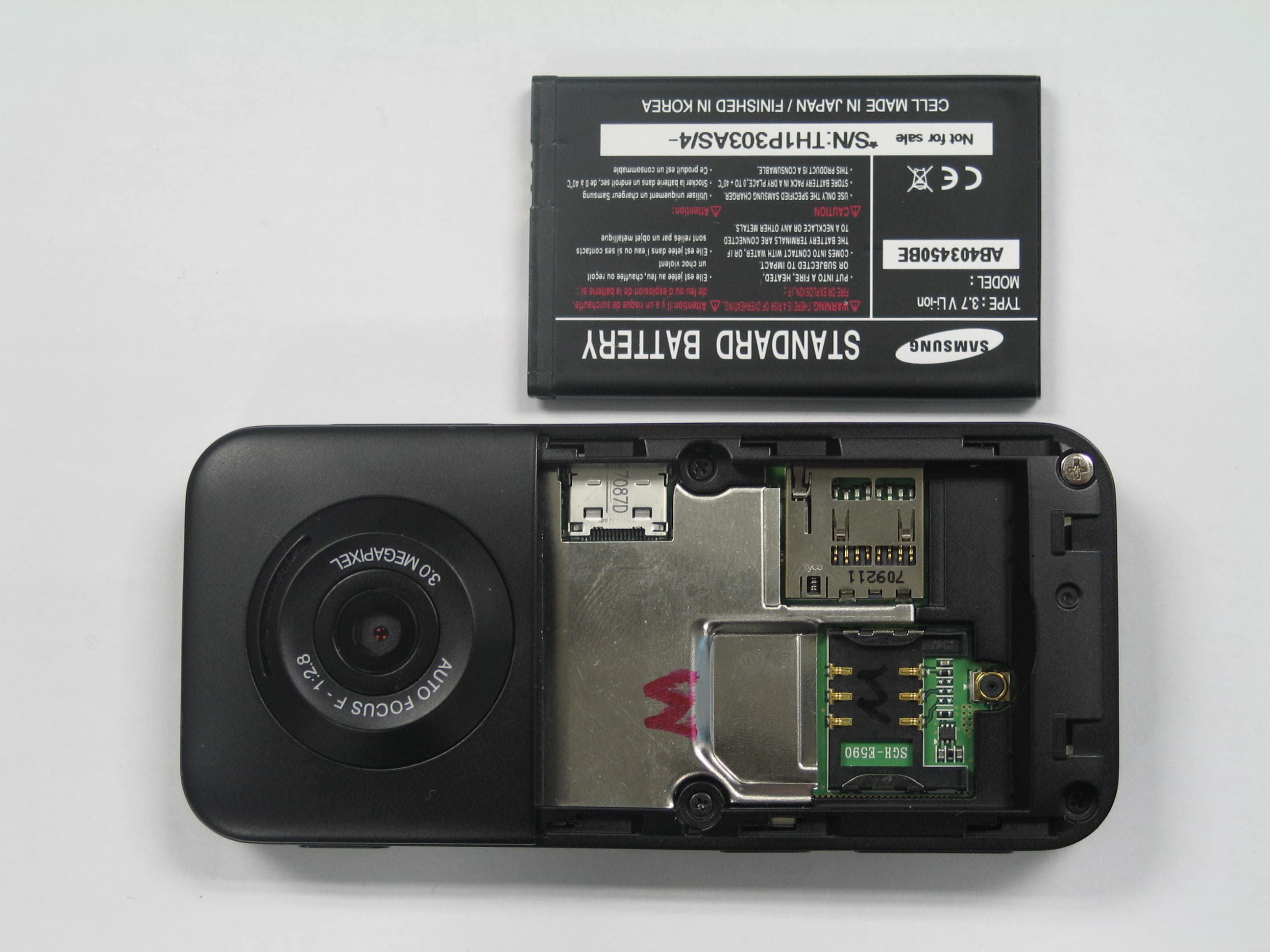 PCS GSM/ EDGE Phone with Bluetooth - FCC ID A3LSGHE590 - Samsung Electronics Co Ltd (1)