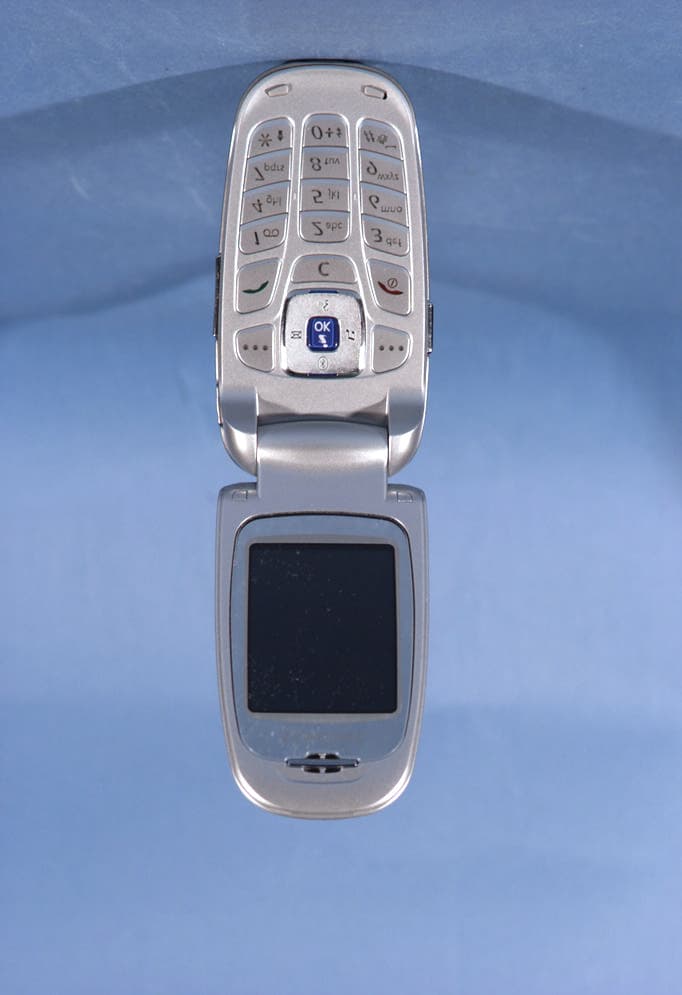 PCS GSM Phone with Bluetooth Transmitter - FCC ID A3LSGHE620 - Samsung Electronics Co Ltd (5)