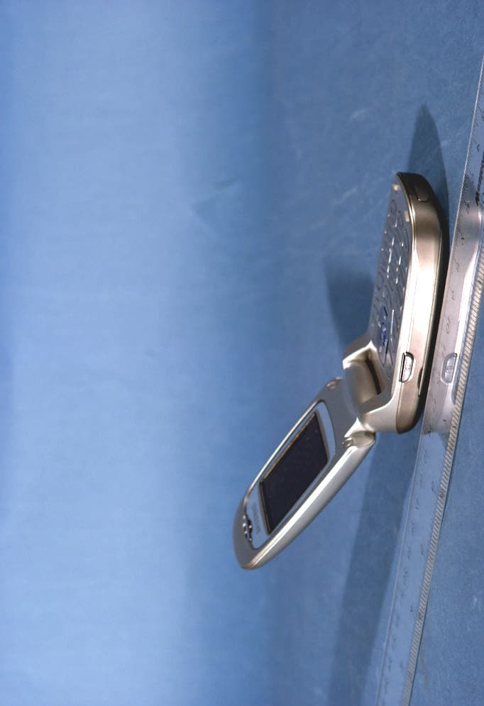 PCS GSM Phone with Bluetooth Transmitter - FCC ID A3LSGHE620 - Samsung Electronics Co Ltd (3)