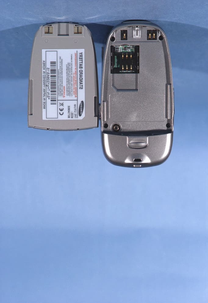 PCS GSM Phone with Bluetooth Transmitter - FCC ID A3LSGHE620 - Samsung Electronics Co Ltd (2)