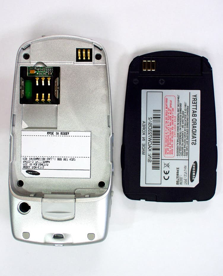 Single-Band PCS GSM Phone (Models - SGH-E710/E715) - FCC ID A3LSGHE715 - Samsung Electronics Co Ltd (2)
