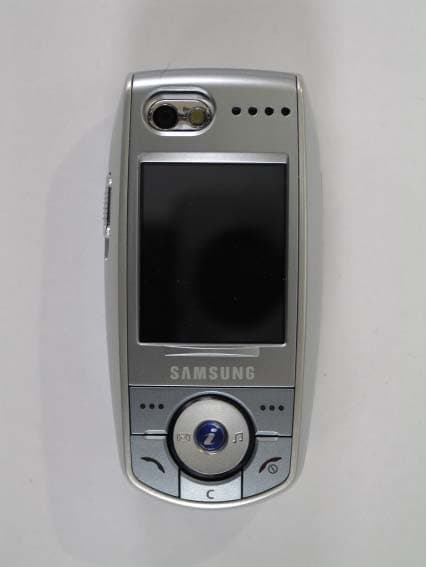 Licensed Portable with Bluetooth - FCC ID A3LSGHE880 - Samsung Electronics Co Ltd (2)