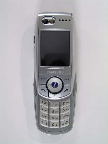 Licensed Portable with Bluetooth - FCC ID A3LSGHE880 - Samsung Electronics Co Ltd (1)