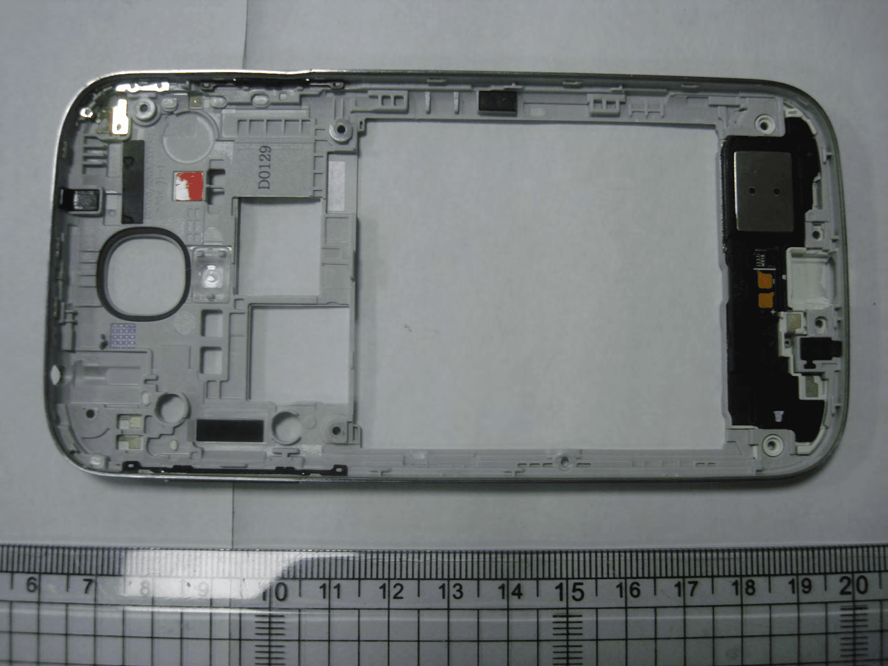 Multi-band UMTS/GSM/EDGE/LTE Phone with WLAN, Bluetooth and RFID - FCC ID A3LSGHI337 - Samsung Electronics Co Ltd (4)