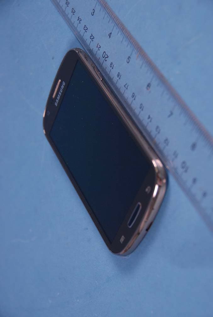 Cellular/ PCS GSM/ EDGE/ WCDMA and Multi-Band LTE Phone with WLAN, Bluetooth and RFID - FCC ID A3LSGHI437 - Samsung Electronics Co Ltd