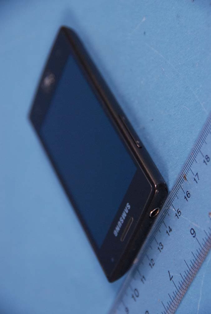 Cellular/PCS GSM/EDGE/WCDMA Phone with WLAN and Bluetooth - FCC ID A3LSGHI677 - Samsung Electronics Co Ltd (1)