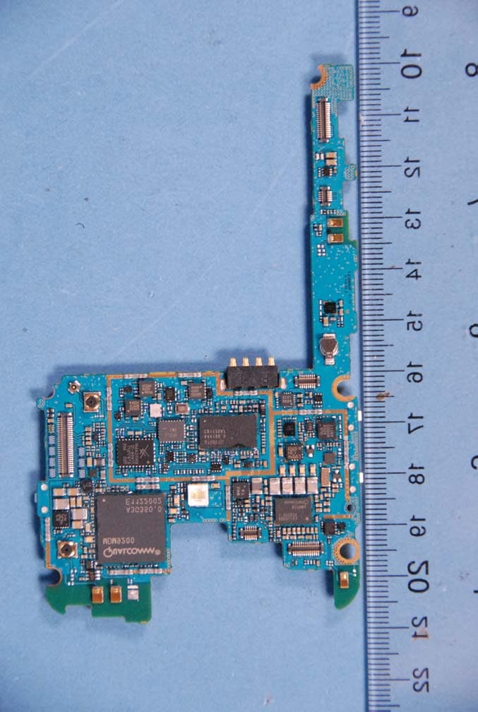 Cellular/PCS WCDMA/GSM/EDGE and 700 MHz/AWS LTE Phone with WLAN, RFID and Bluetooth - FCC ID A3LSGHI727 - Samsung Electronics Co Ltd (2)
