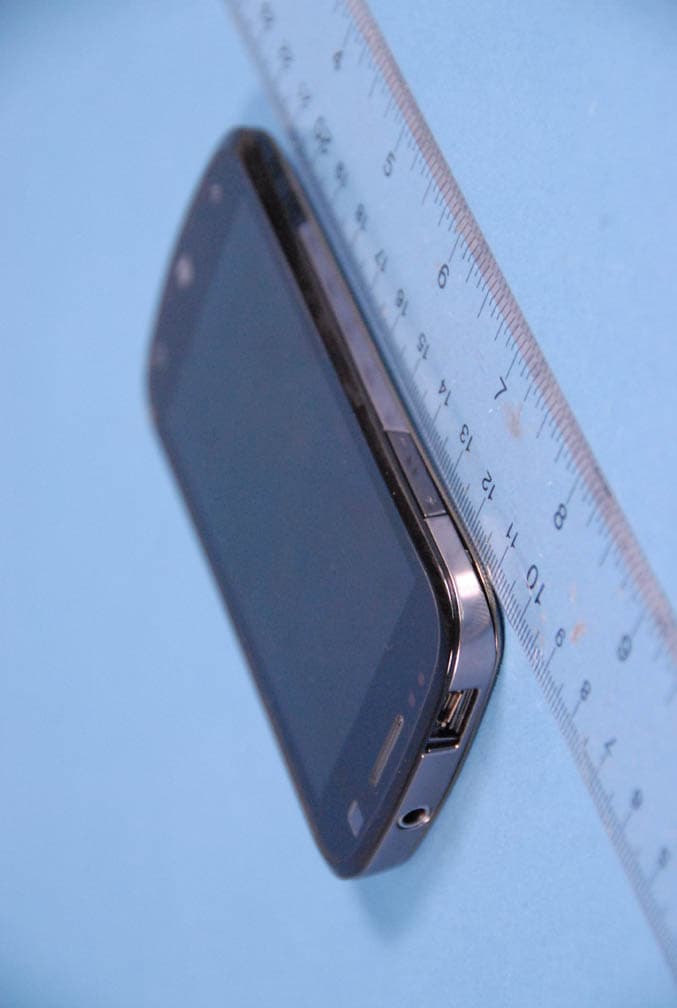 Cellular/PCS WCDMA/GSM/EDGE Phone with WLAN and Bluetooth - FCC ID A3LSGHI917 - Samsung Electronics Co Ltd (3)