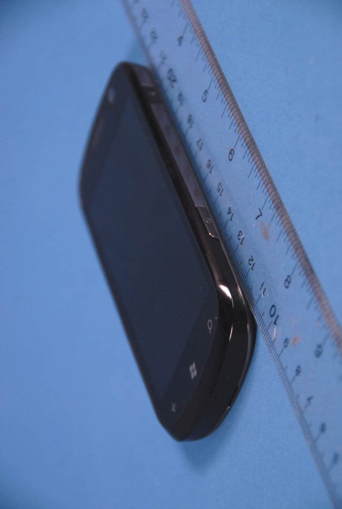 Cellular/PCS WCDMA/GSM/EDGE Phone with WLAN and Bluetooth - FCC ID A3LSGHI917 - Samsung Electronics Co Ltd (4)